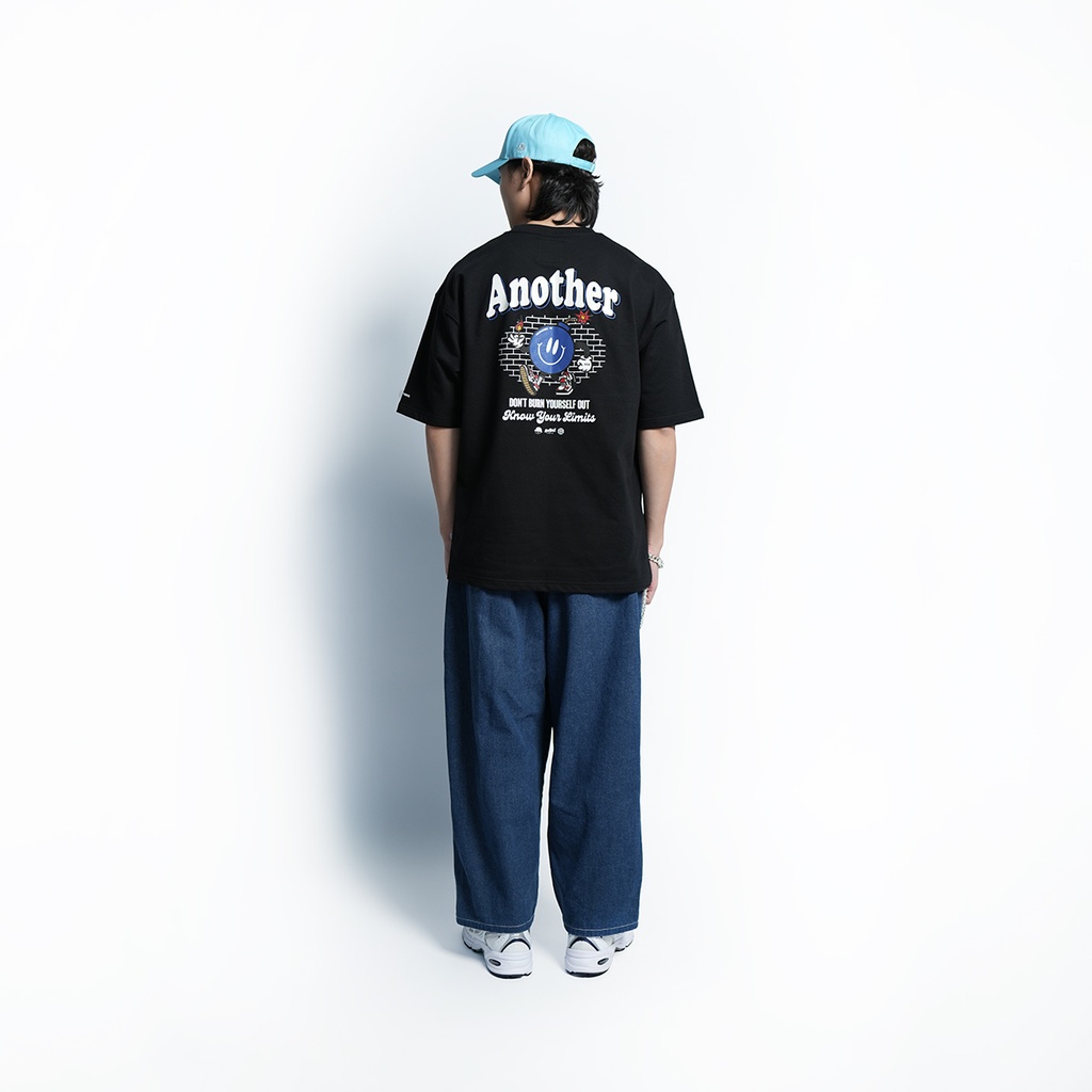 11907002-MODEL-04.webp