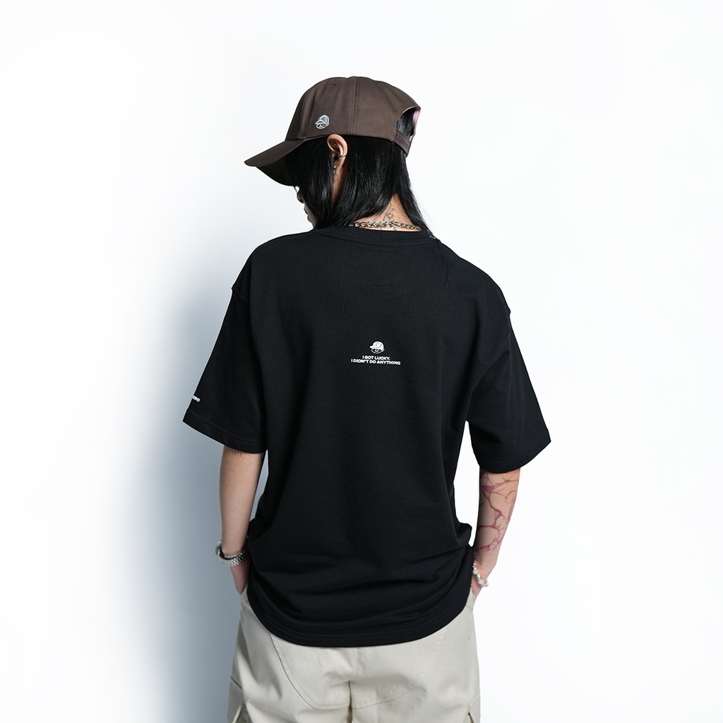 11907102-MODEL-02.webp