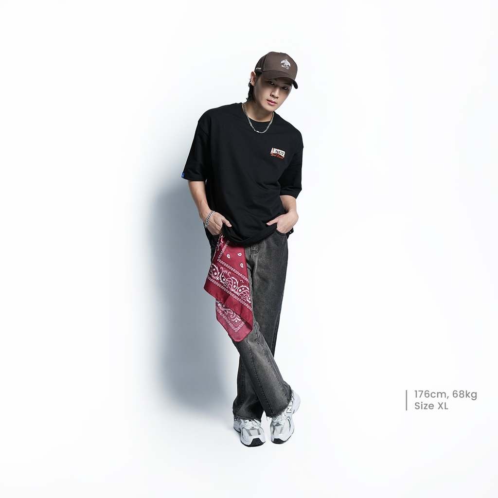 11907202-MODEL-03.webp